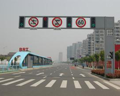 ���̰���